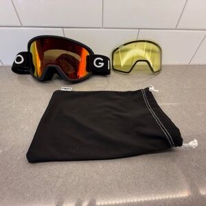 Giro Unisex Semi Ski Snowboard Goggles with Red and Yellow Lens EUC